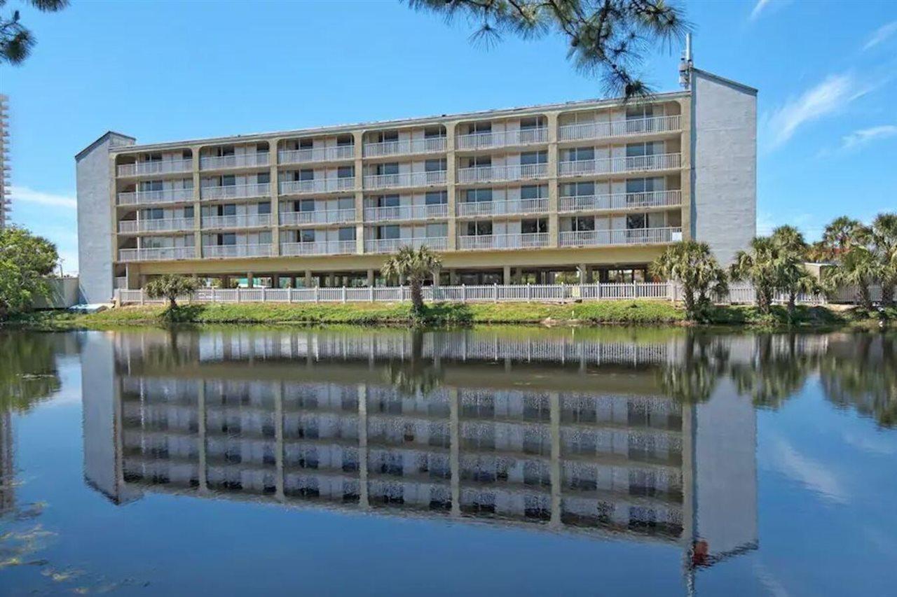 Baymont By Wyndham Panama Stadt Exterior foto