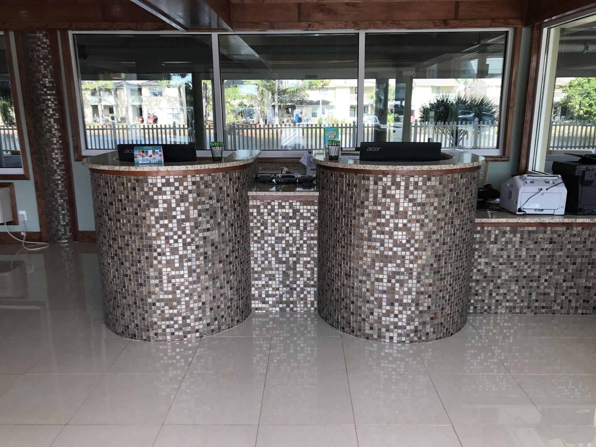 Baymont By Wyndham Panama Stadt Exterior foto
